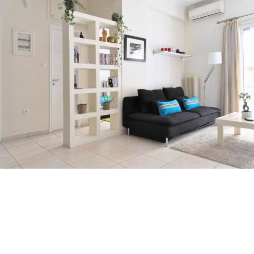 Courtyard Apt - Central Athens
