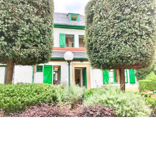 Covas Seabreeze Cottage