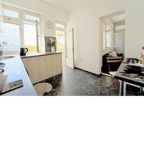 Cozy 1-Bedroom flat in the very Center of Sofia