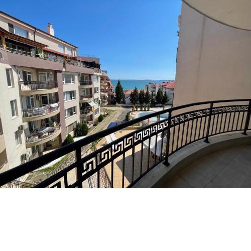 Cozy 1BD Apartment with a Lovely Sea View