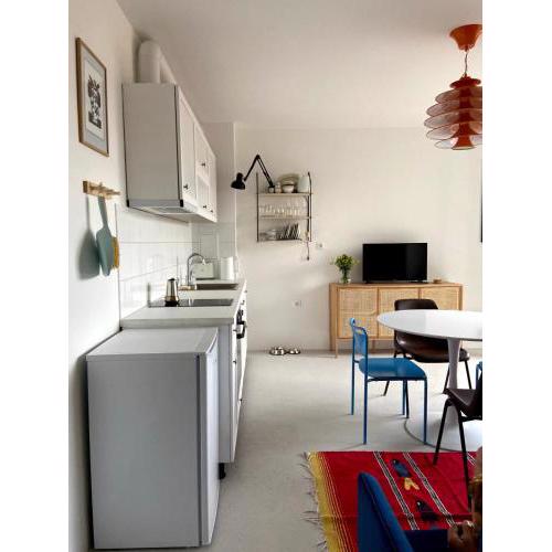 Cozy 1BD Apartment with a Nice Terrace in Burgas
