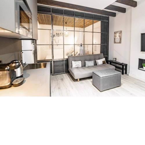 Cozy and modern apartment for 4 in Madrid