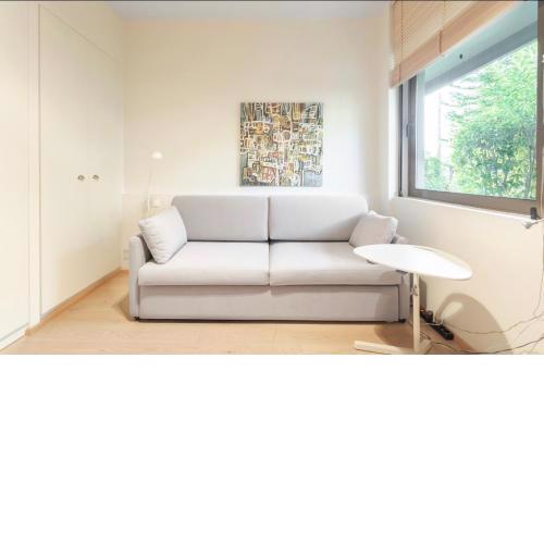 Cozy and modern studio next to the sea
