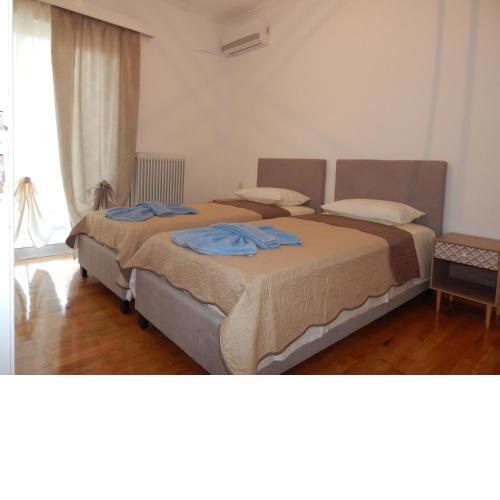 Cozy apartment for 3-6 people-Center Tripoli
