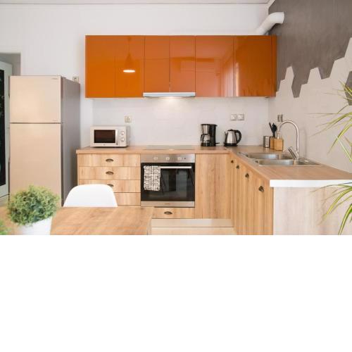 Cozy Apartment in Central Athens - Sleeps 5