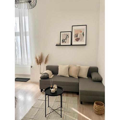 Cozy apartment in central Budapest