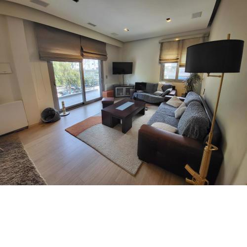 Cozy apartment in front of the park