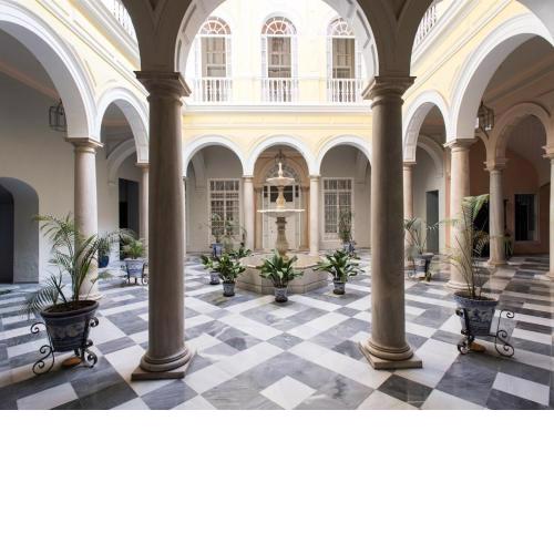Cozy Apartment in House-Palace with Private Patio