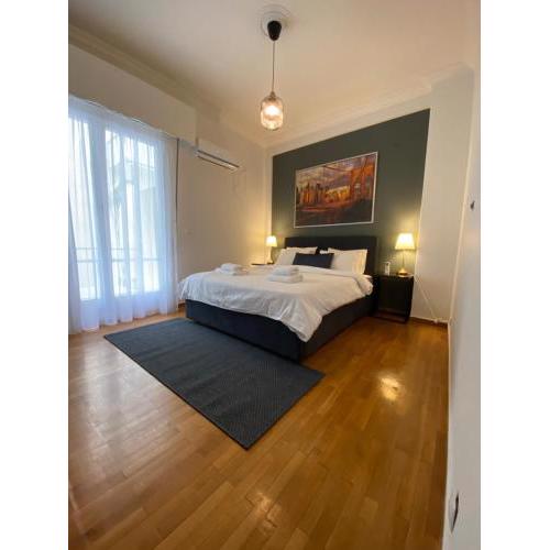 Cozy apartment in Kolonaki Athens - Sleeps 5