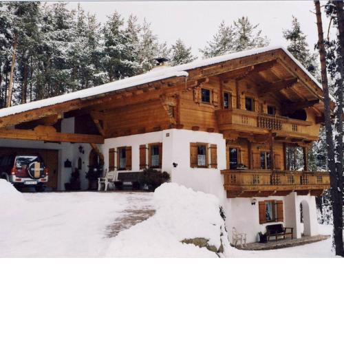 Cozy Apartment in Obsteig near Ski Area