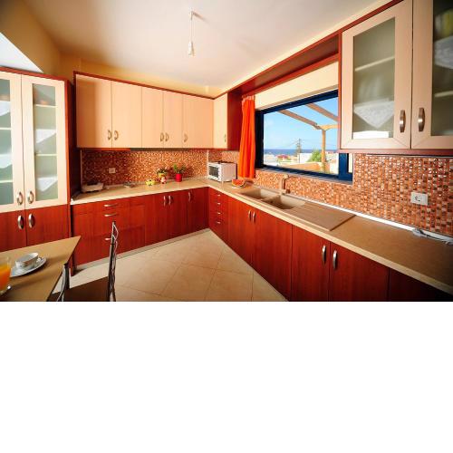 Cozy Apartment in Panormo