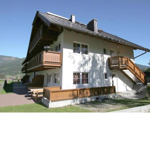 Cozy Apartment in Sankt Margarethen with Parking