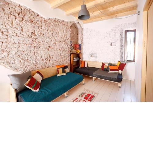 Cozy apartment next to Rho Fiera Milano with private Parking