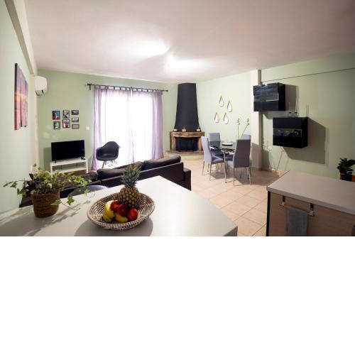 Cozy Apartment St John