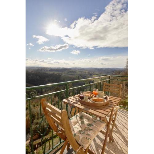Cozy apartment with a view in San Miniato