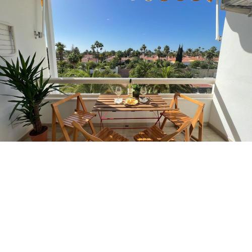 Cozy apartment with pool, tennis, in Playa del Ingles by iRent Today