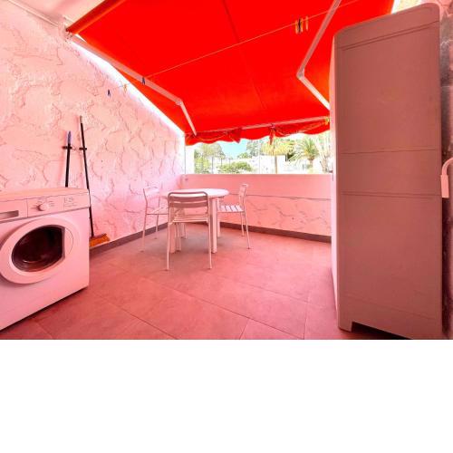 Cozy apartment with Wifi, pool in Tenerife Sur