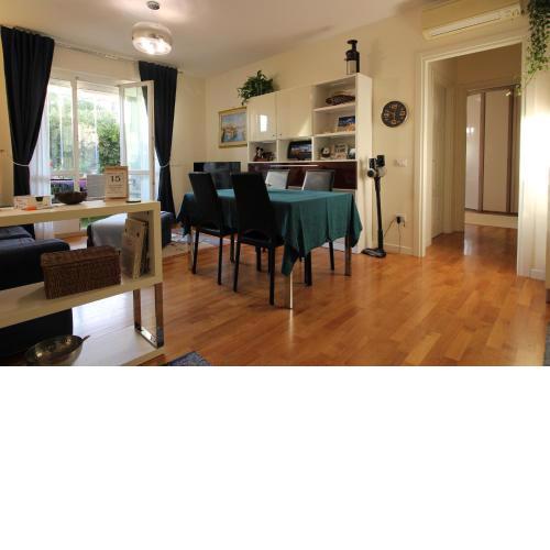 Cozy apt 10 mins walk from Poetto + terrace