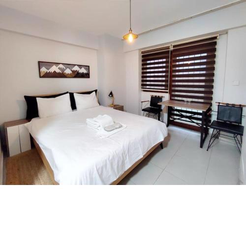 Cozy big room with basement garden R1