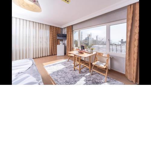 Cozy central apartment with a view of the Blue Mosque