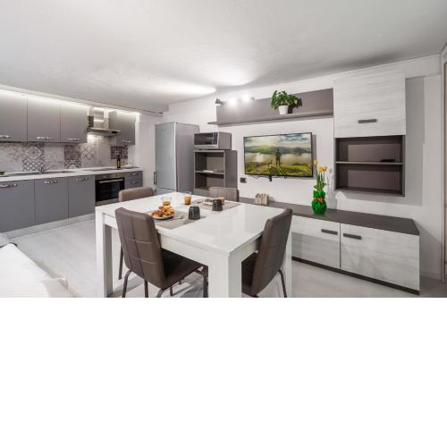 Cozy & Central APT - Netflix & Amazon Prime
