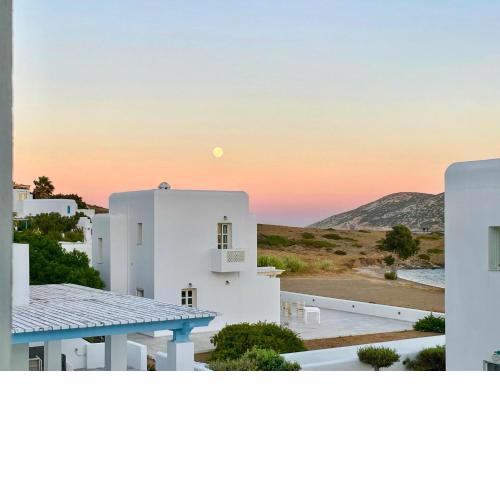 Cozy Cycladic Beach House - Persefoni