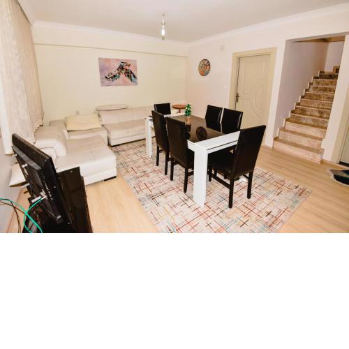 Cozy Duplex Close to Airport in Dalaman