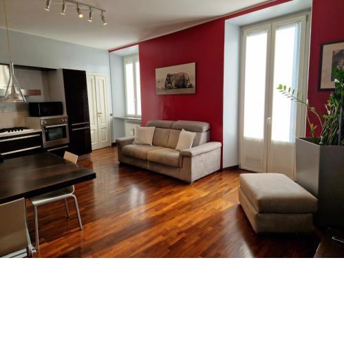 Cozy flat mins walk to Navigli and metro Porta Genova