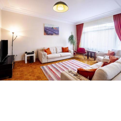 Cozy Flat Near Bagdat Street in Suadiye