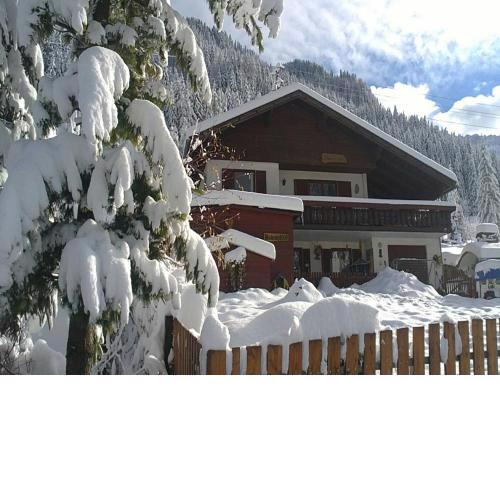 Cozy holiday apartment in Ferlach Carinthia with terrace garden and barbecue