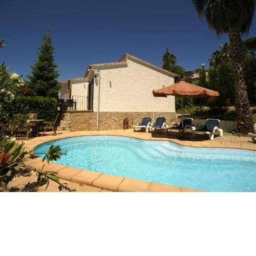 Cozy Holiday Home in Calonge with Private Pool