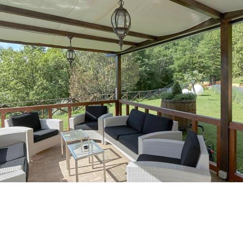 Cozy Holiday Home in Valtopina Italy with Private Pool