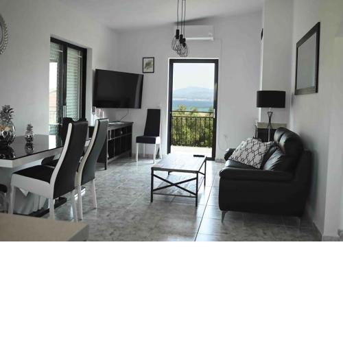 Cozy Home in Eretria
