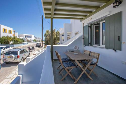Cozy House in Tinos