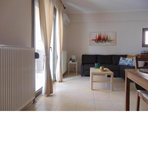 Cozy luxurious apartment in Neoi Epivates