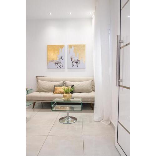 Cozy Luxury Apartment In The Center Of Heraklion