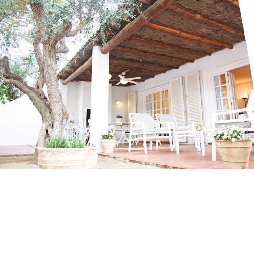 Cozy marine & spa villa