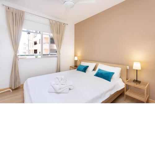 Cozy Médano Luminoso y céntrico apartamento junto a la playa by Edén Rentals