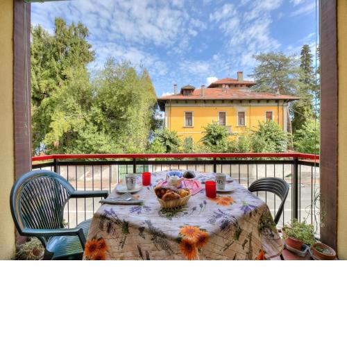 Cozy Meina Apartment 50 Mt From Beach - Happy Rentals