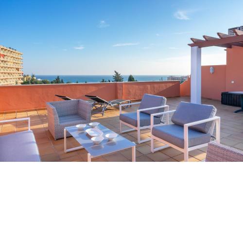 Cozy penthouse in Torremolinos Ref 09