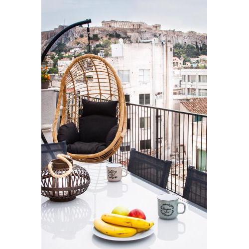 Cozy Penthouse With Stunning View To Acropolis!