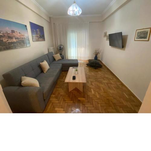 Cozy-pleasant apartment city center