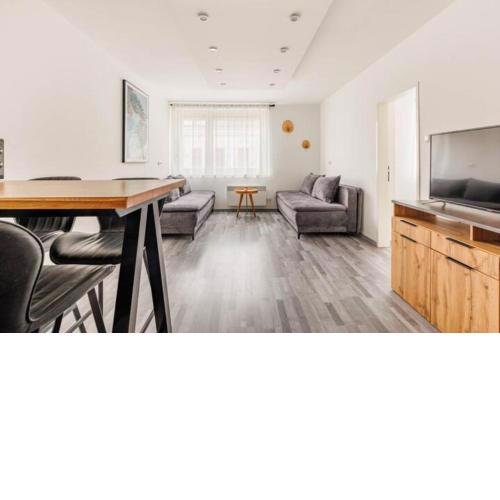 Cozy renovated apartment close to Schoenbrunn Palace
