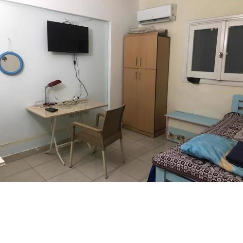 cozy room 3 at heart of Cairo men only