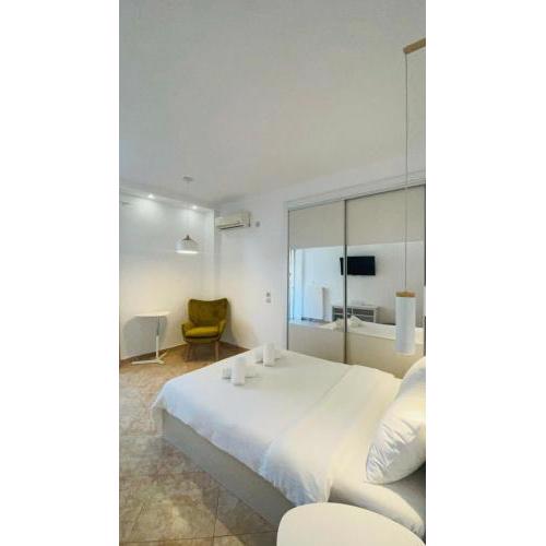 Cozy Studio by the sea in Paleo Faliro