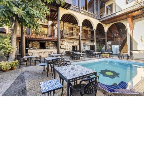 Cozy Studio Flat near Hadrians Gate