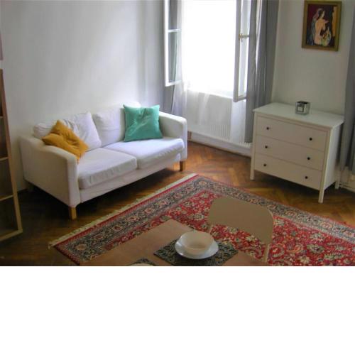 Cozy studio in central Budapest near ruined bars