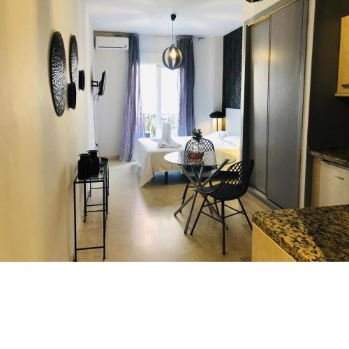 COZY STUDIO MALAGA CENTRO by AlohaMalaga