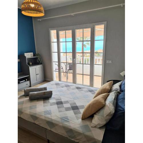 Cozy Studio Sea View in Chayofa