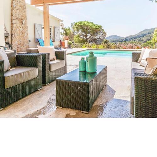 Cozy Villa in Sant Feliu de Gu xols Spain with Swimming Pool